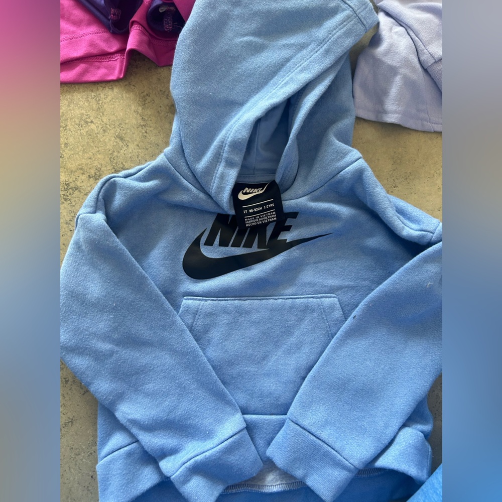 Nike/ Champion bundle! - Picture 6 of 8